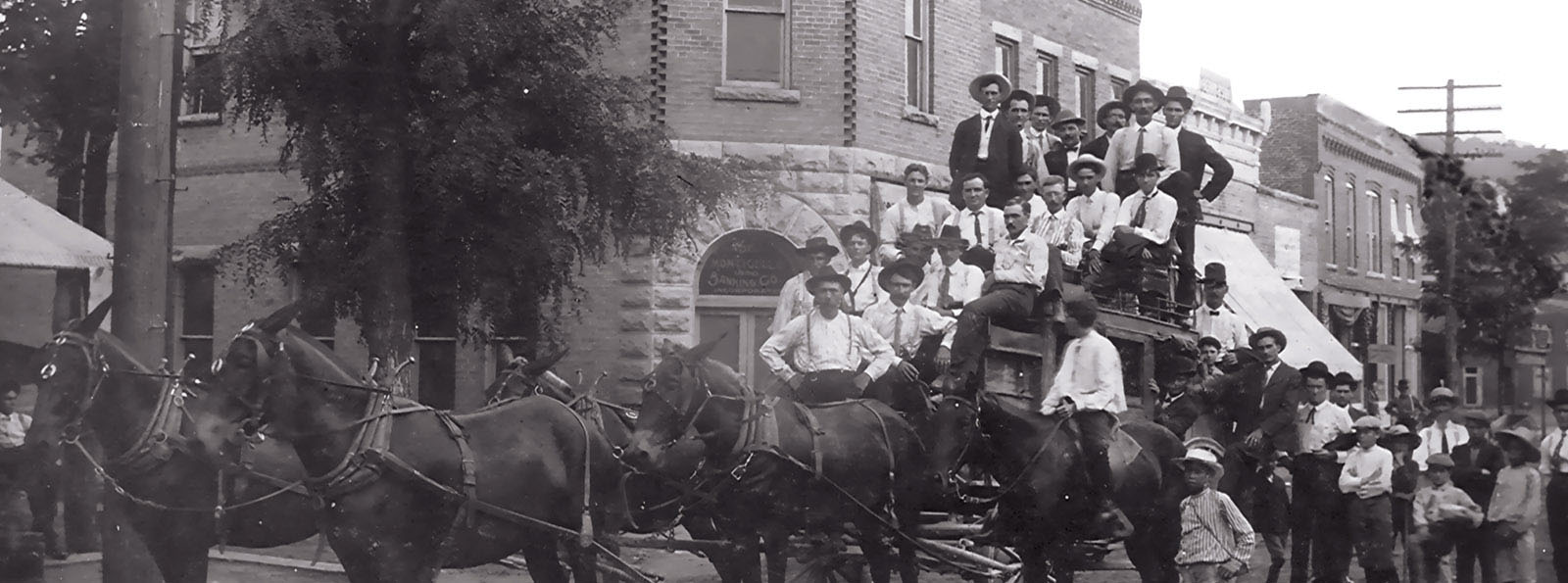 vintage photo of Swift Stellar, KY townsfolk standing in front of Swift Stellar circa late 1800s